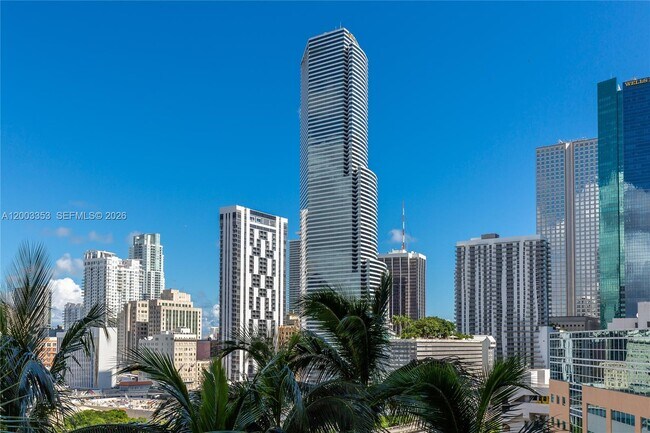 Building Photo - 350 S Miami Ave