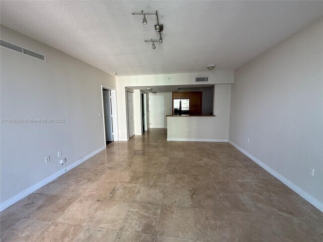 Building Photo - 1745 E Hallandale Beach Blvd