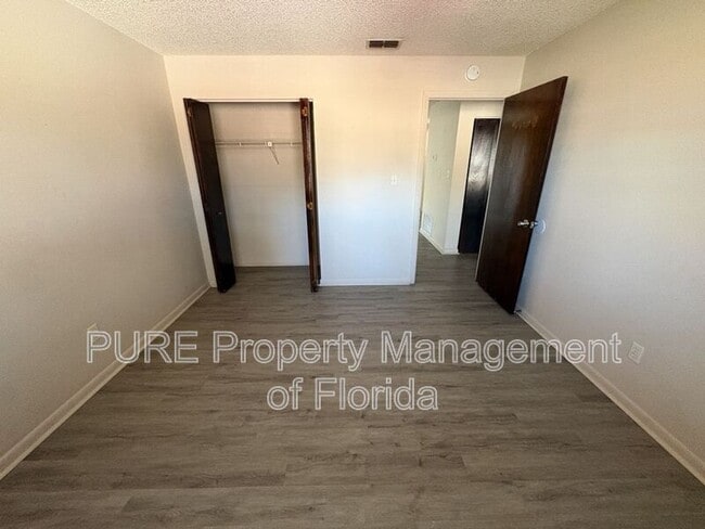 Building Photo - 2040 SE 40th Street Rd