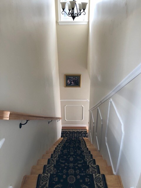 Building Photo - 10 Hawthorne Pl