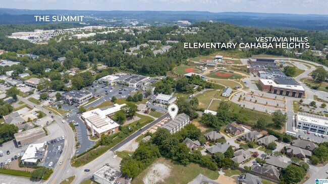 Building Photo - 4228 Oakview Ln