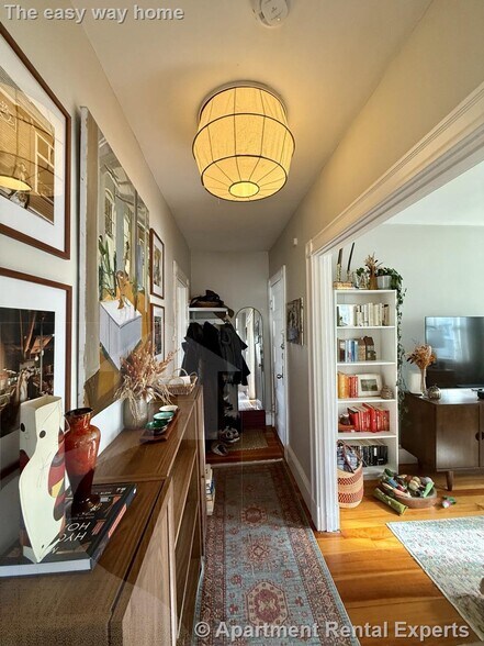 Building Photo - 9 Eustis St