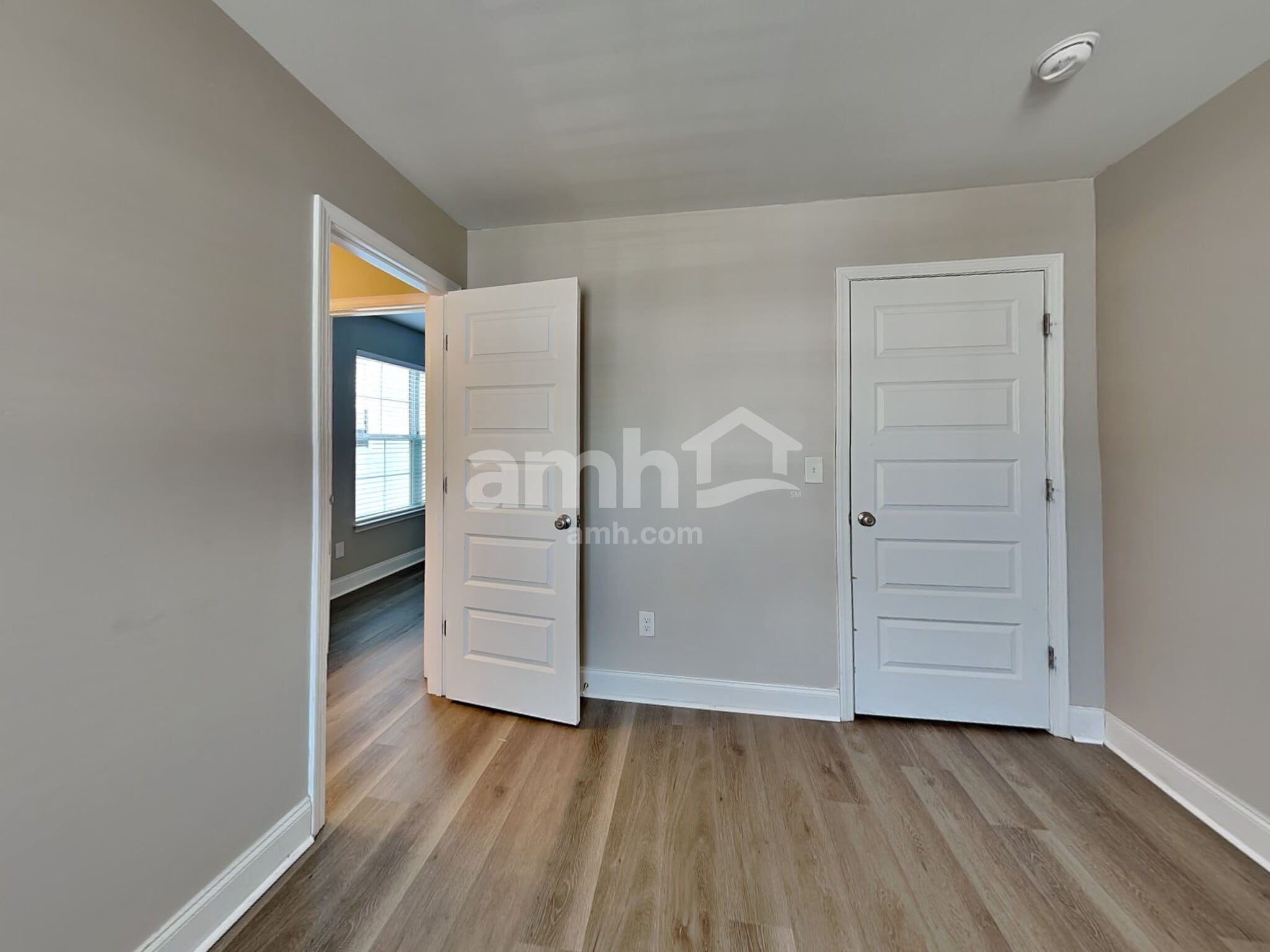 Building Photo - 5342 Tupelo St