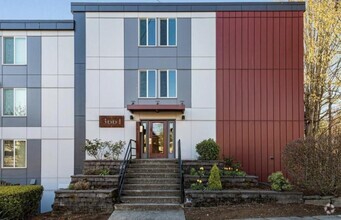 Building Photo - 1 bedroom in Seattle WA 98103