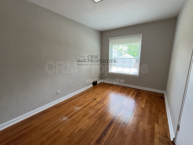 Building Photo - 2101 N Wheeling Ave