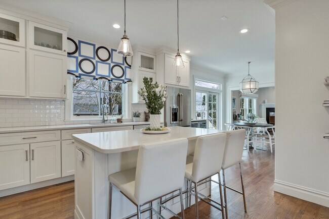 Building Photo - 67 Prospect St