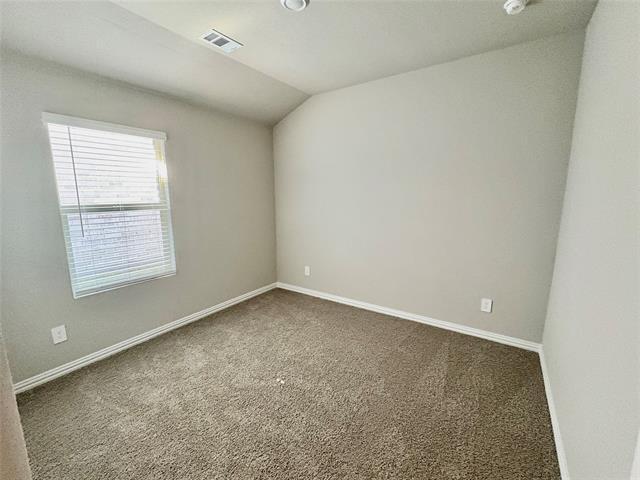 Building Photo - 608 Easthill Dr