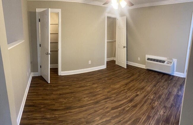 Building Photo - 1435 Fernwood Glendale Rd