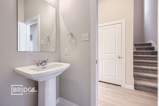 Building Photo - DOVER PLAN