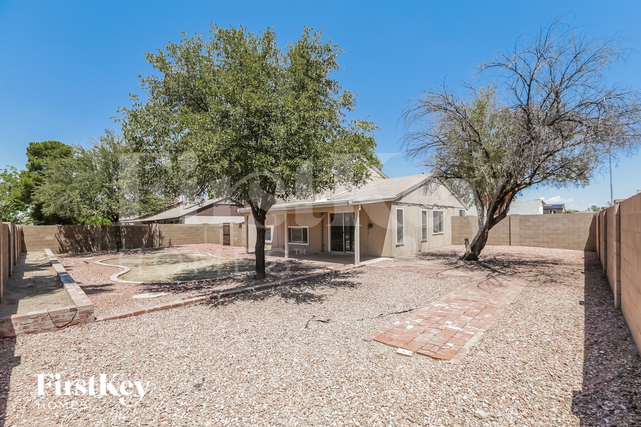 Building Photo - 6849 W Yucca St