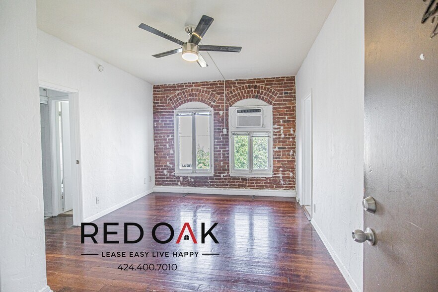 Building Photo - 1405 S Berendo St