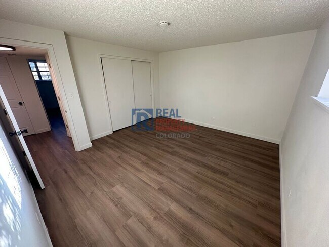 Building Photo - 9110 E Girard Ave