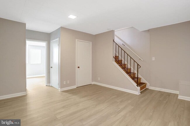 Building Photo - 3267 S Stafford St