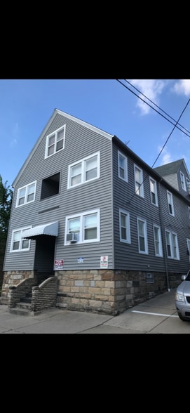 Building Photo - 2041 Murray Hill Rd