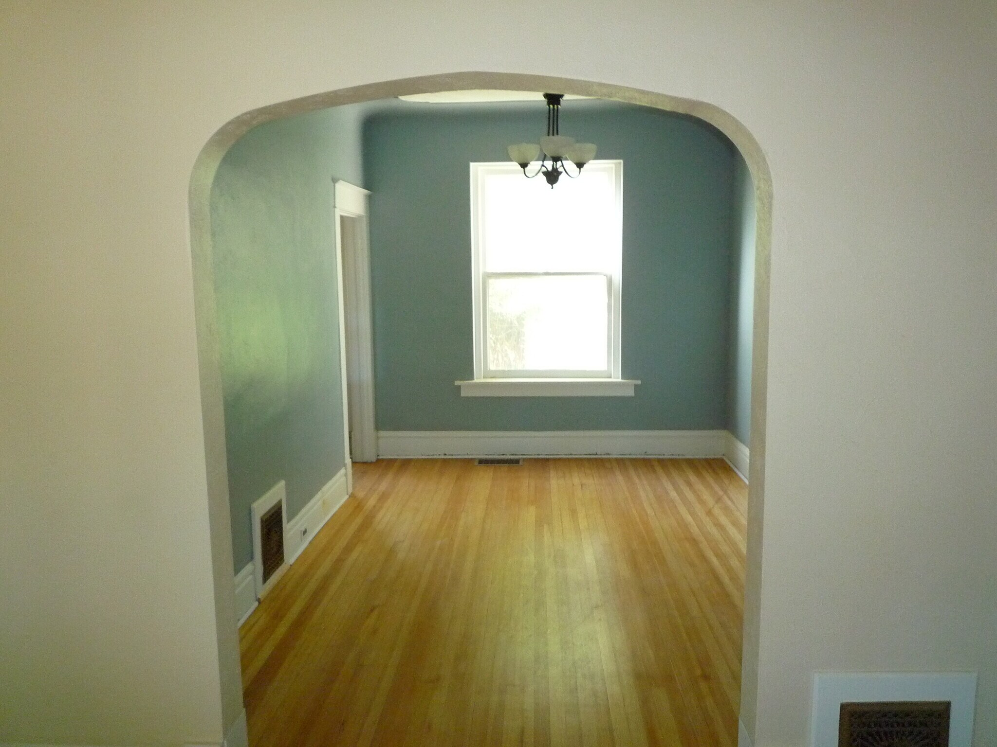 Building Photo - 1515 East 22nd Avenue