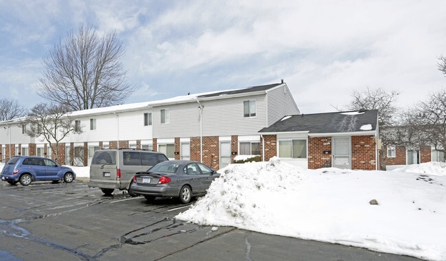 Building Photo - Fairmont Farms