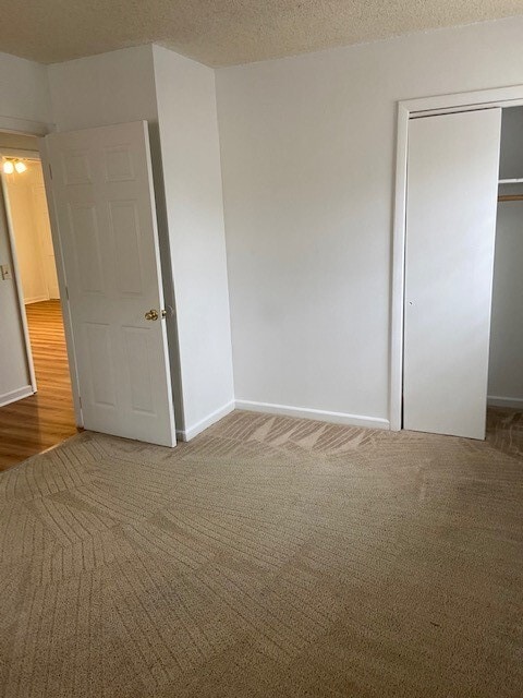 Building Photo - 305 Pelham Creek Dr