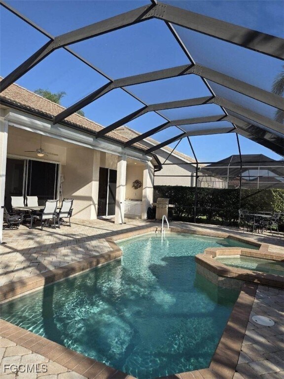 Building Photo - 9129 Links Dr