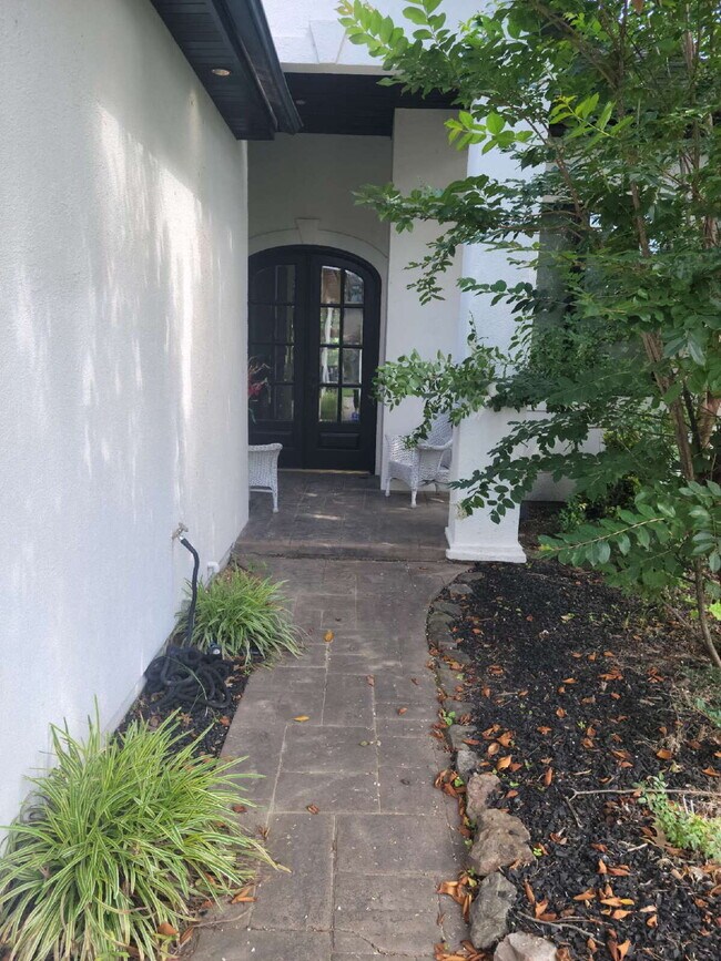Building Photo - Experience Luxurious Living: Spacious 3-Bedroom Home with Golf Course views on Pebble Beach Drive!