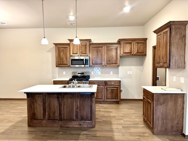 Building Photo - 2504 Northcreek Ln