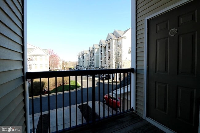 Building Photo - 5117 Travis Edward Way