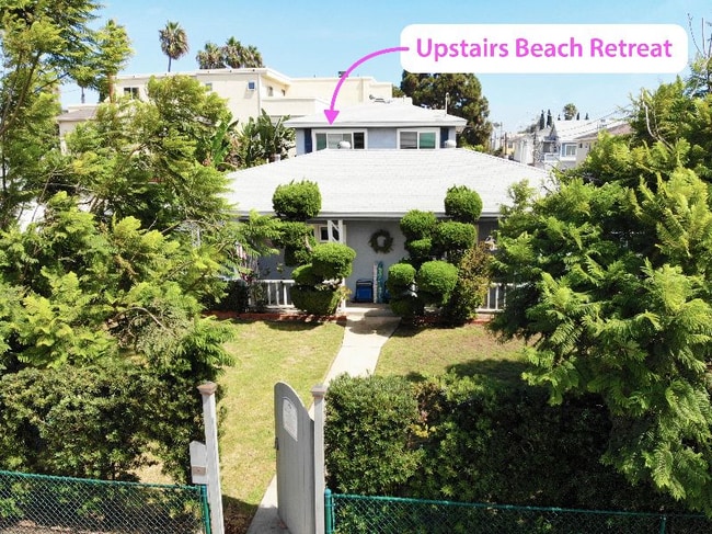 Building Photo - 4327 Dawes St