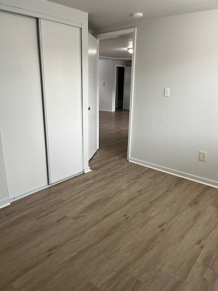 Building Photo - 8803 Copperstone Ave SW