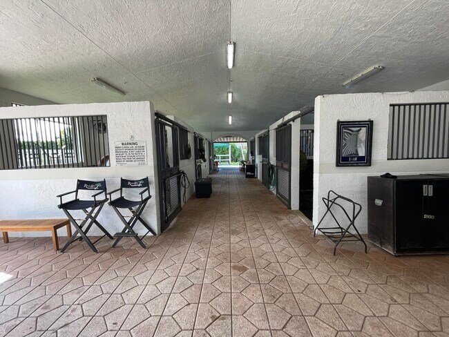 Building Photo - 14372 Equestrian Way