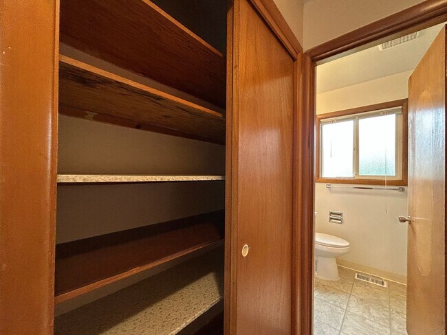 Building Photo - sw114th