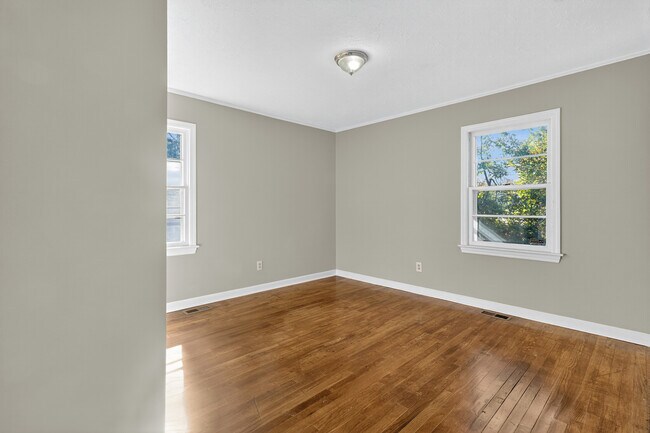 Building Photo - 1311 Beaufort St