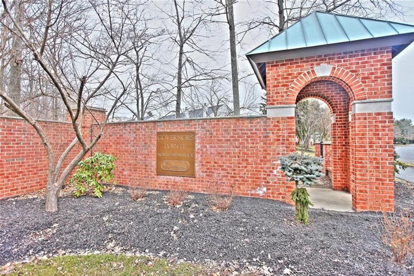 Building Photo - 155 Darwin Ln