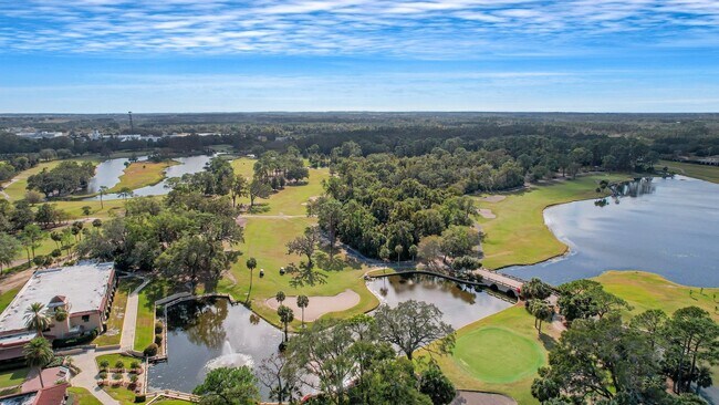 Building Photo - Southern Living At It's Best!!