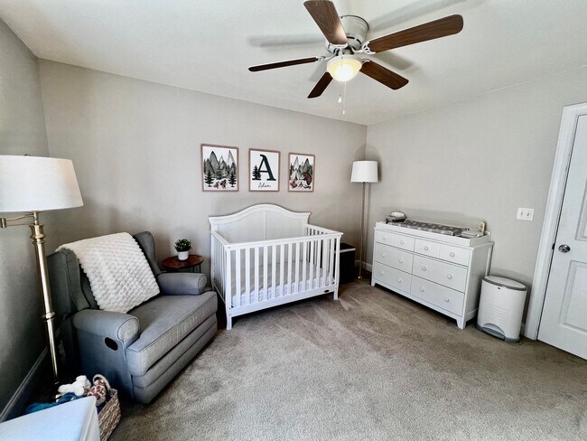 Building Photo - Charming Home Near Town Center VB with Large Primary Suite!