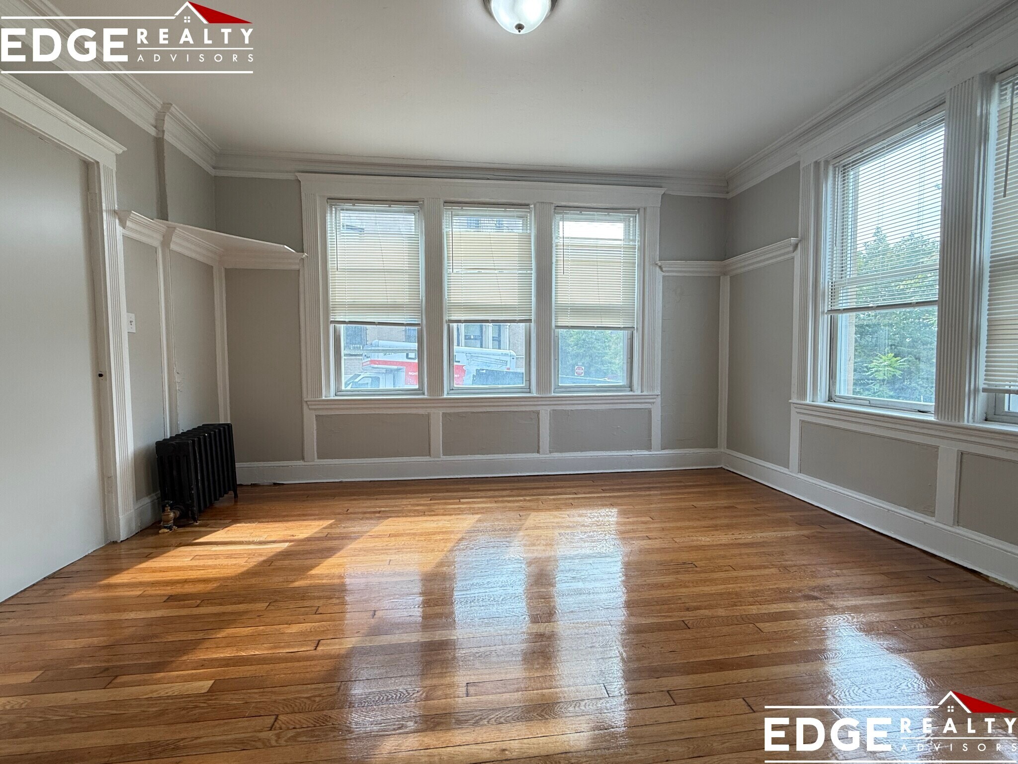 Building Photo - 1719 Commonwealth Ave