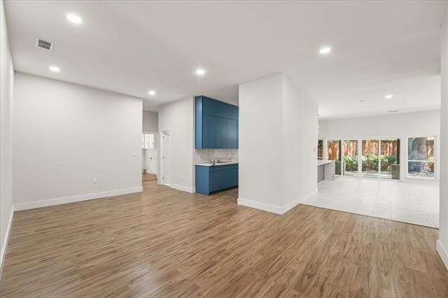 Building Photo - 7103 Blythdale Dr