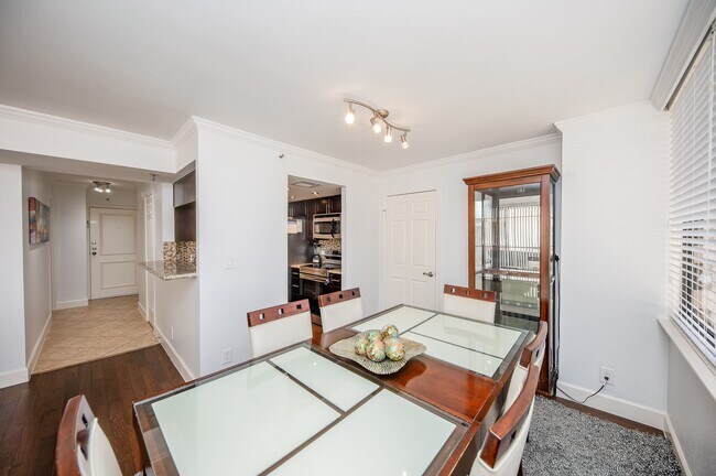 Building Photo - 3525 Sage Rd