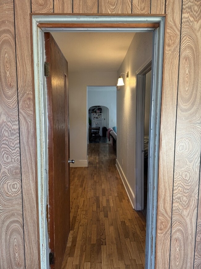 Building Photo - 526 Liberty St