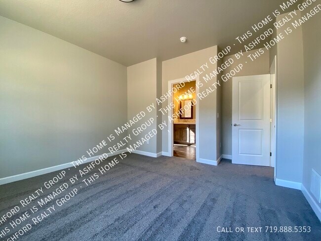 Building Photo - 520 Brecken Ct