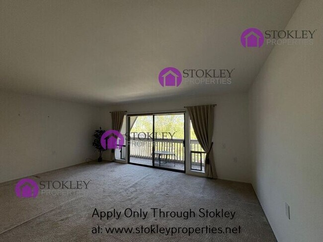 Building Photo - 1317 Canyonwood Ct