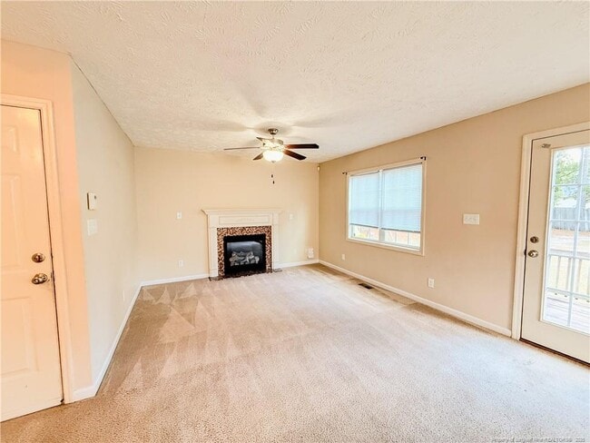 Building Photo - 4413 Scenic Pines Dr