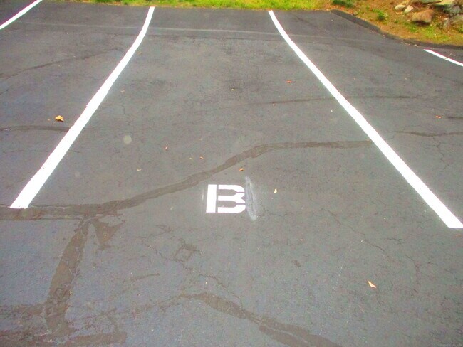 Building Photo - 29 Van Buren Ave