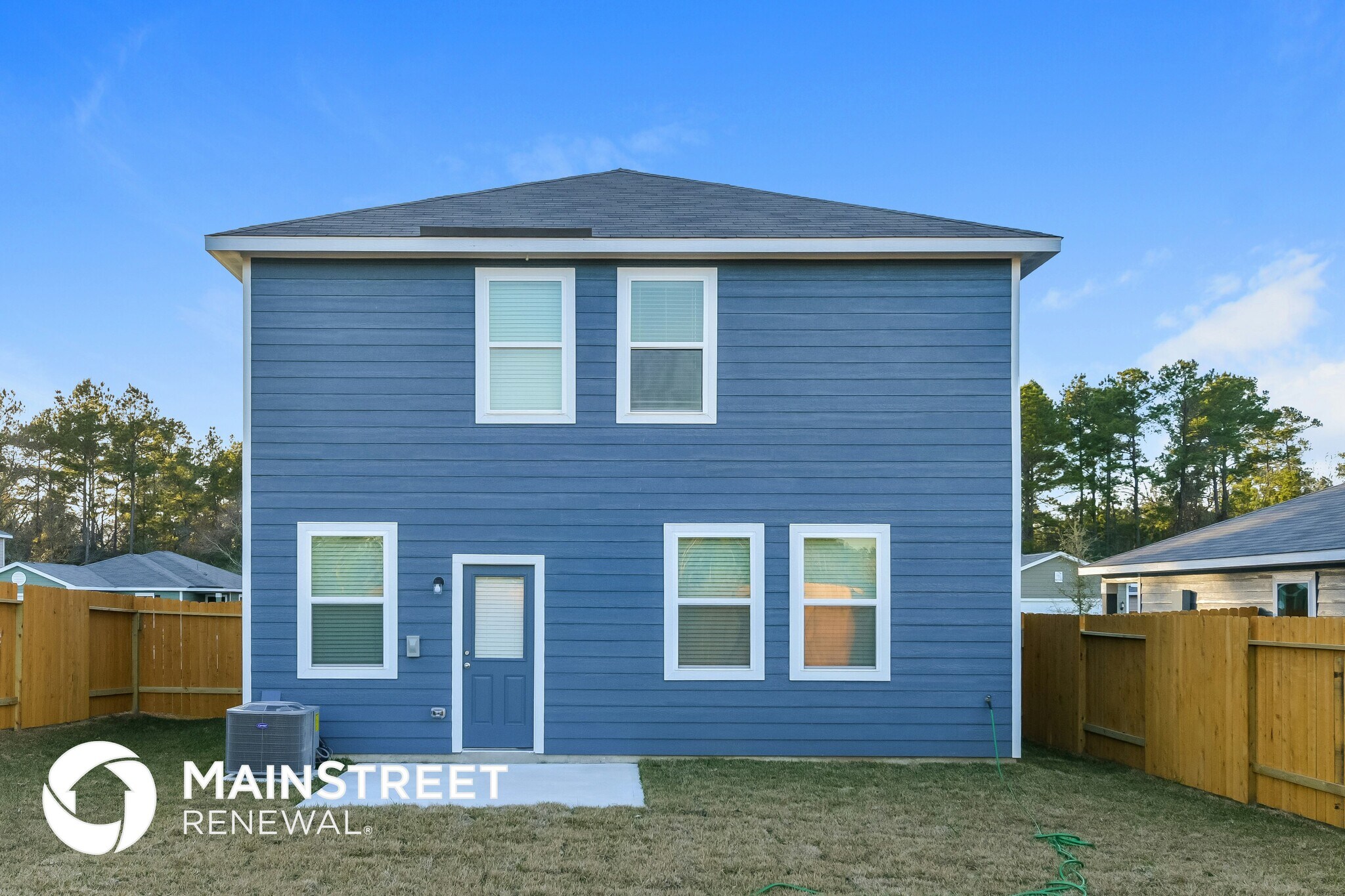 Building Photo - 27053 Leonardo Dr