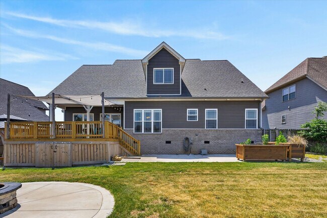 Building Photo - Piedmont Pl. - 325