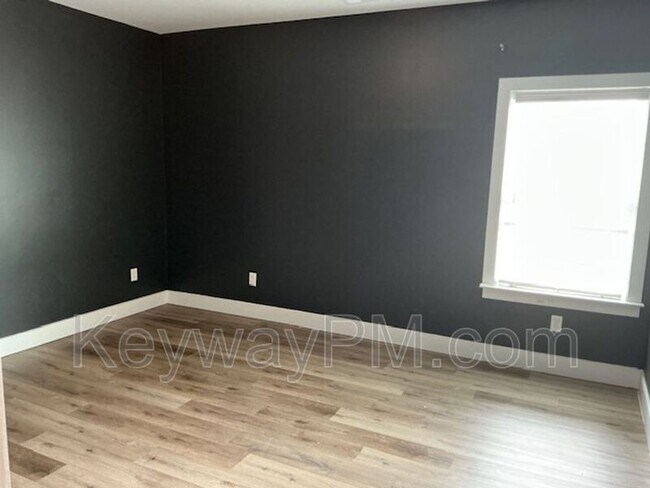 Building Photo - 658 Broadsword Wy