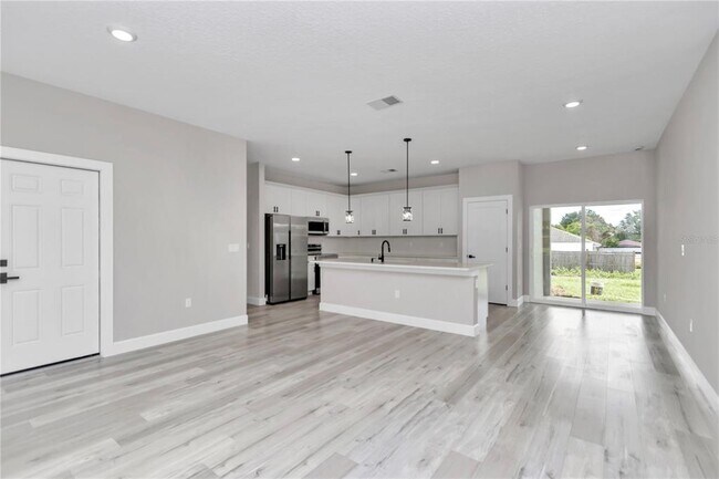 Building Photo - 15755 SW 19th Terrace