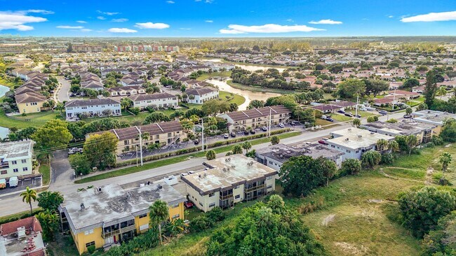 Building Photo - Newly remodeled  2 BEDROOM 2 BATH