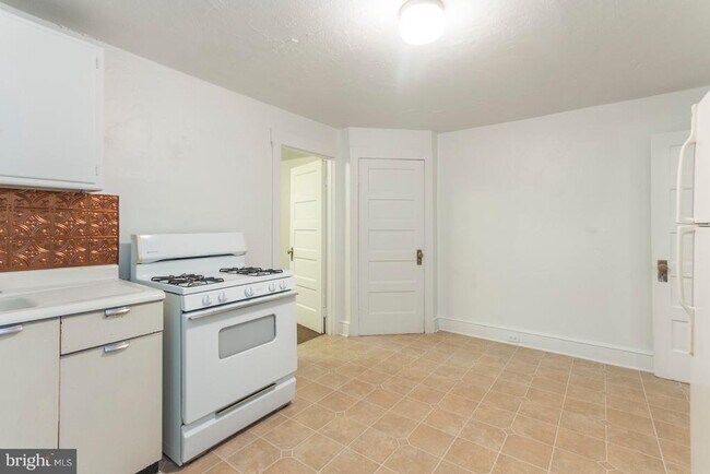 Building Photo - 1314 Philadelphia Pike