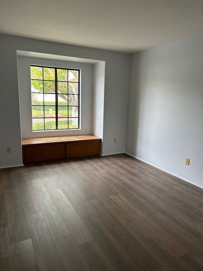 Building Photo - Coming Soon - Bernardo Heights, Gated Fair...