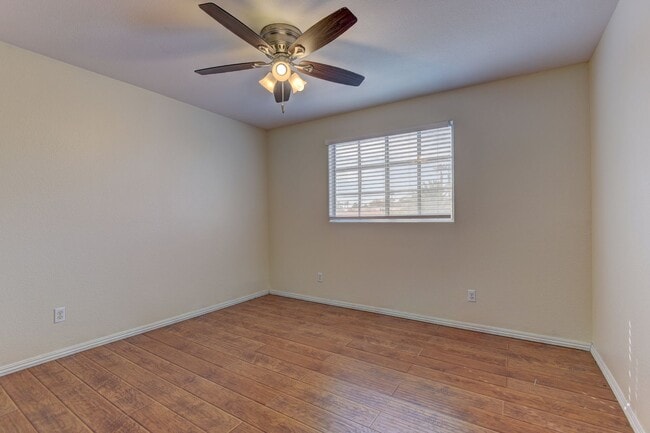 Building Photo - AMERICANA Property Mgmt - Great 2 story, 4 beds house with pool in Desert Shores