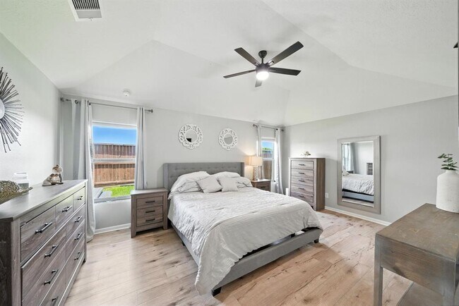 Building Photo - 22218 Hailey Grove Ln